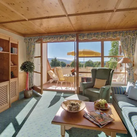 Aparthotel Am Sonnenhuegel 4*